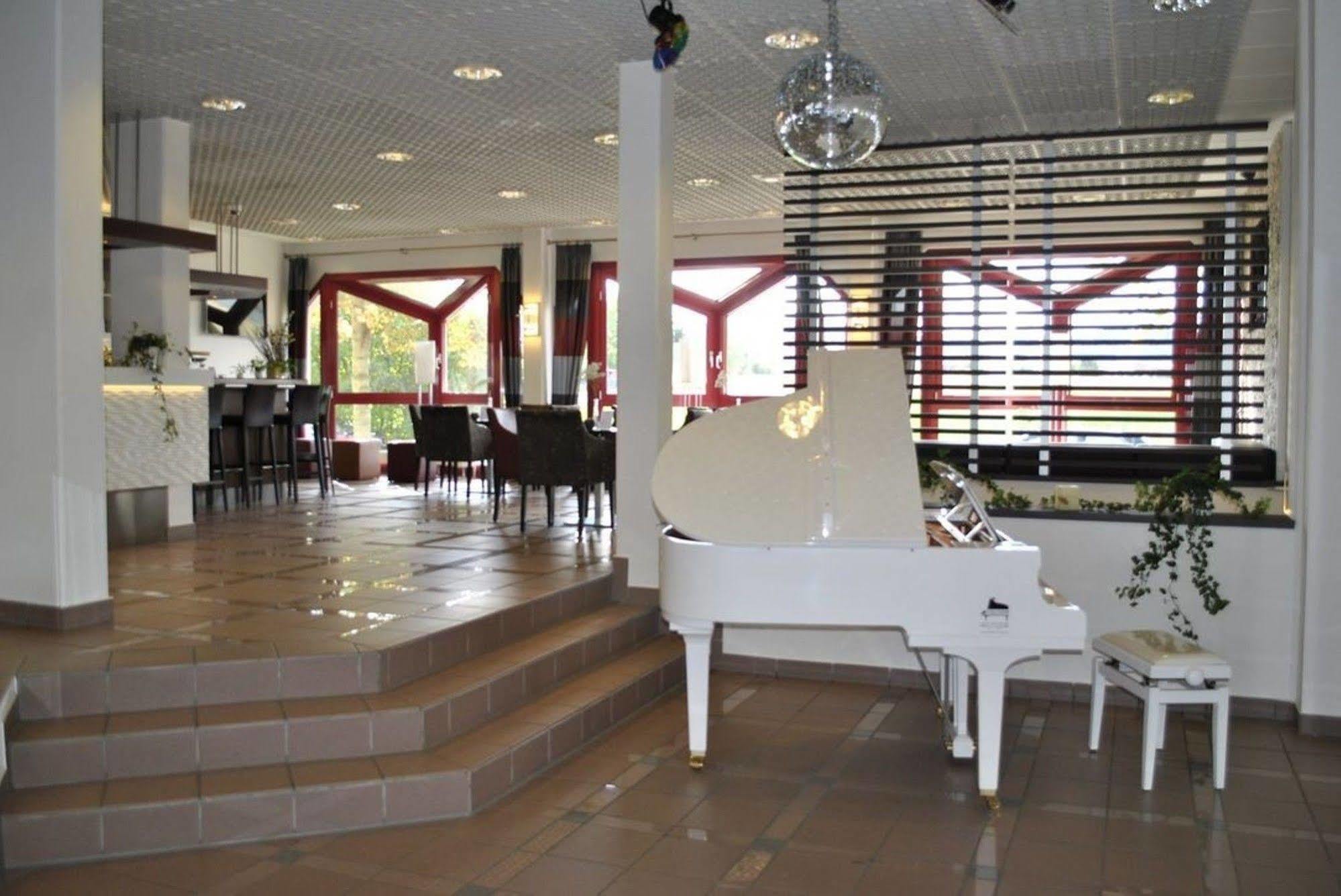 Doblergreen Hotel Stuttgart-Gerlingen Exterior foto